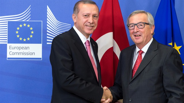 Türkiye'ye yaptırımı Jean-Claude Juncker engelledi