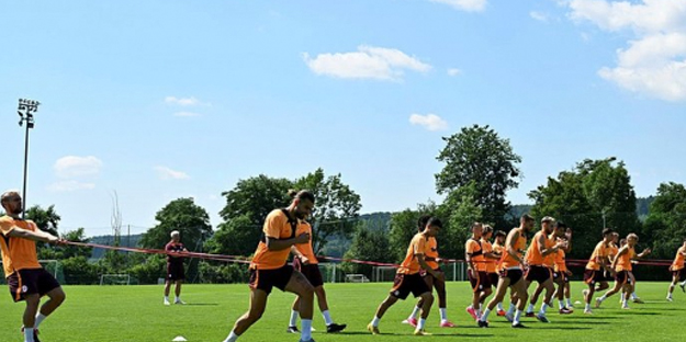Türkiye'ye yıldızlar yağabilir! Bomba çok yakında olacak... Havalandılar: Geliyor...