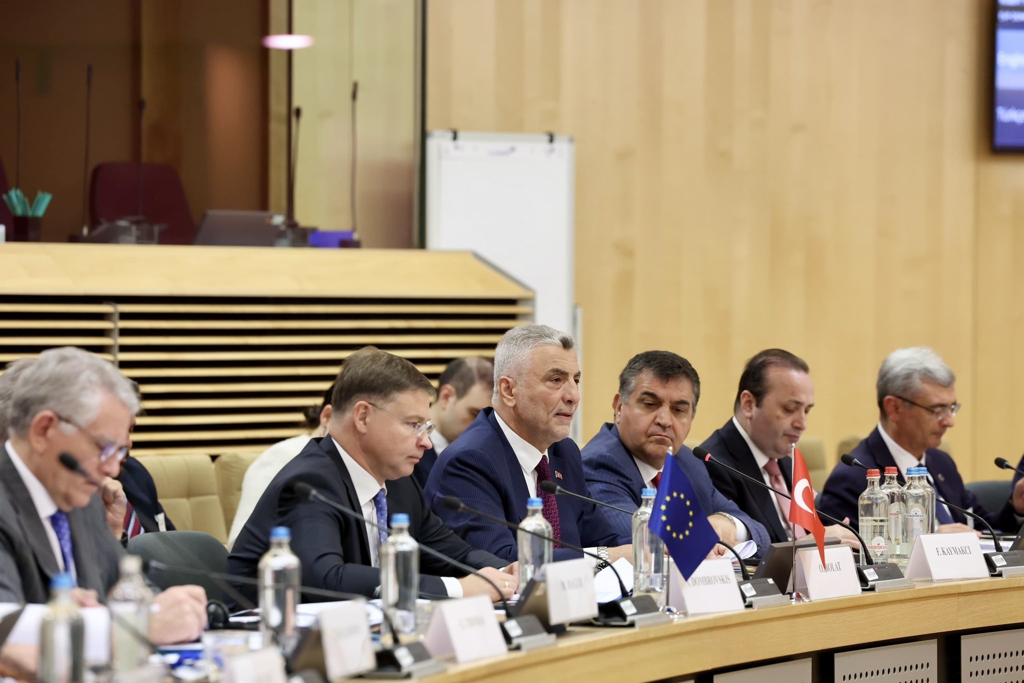 Türkiye'ye zorluk çıkarıyorlardı! Bakan Bolat'tan Gümrük Birliği açıklaması