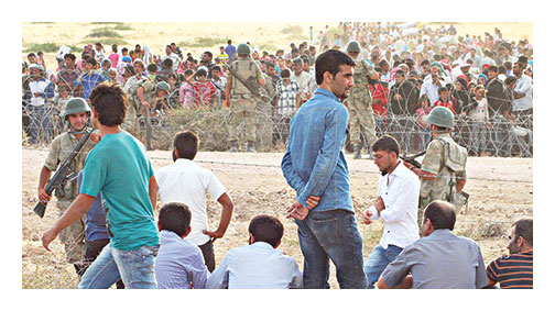 Türkiye’yi göçle vurmak istiyor