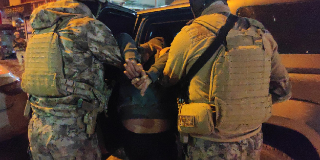 Türkiye'yi kana bulayacaklardı! Eylem hazırlığındaki terörist son anda yakalandı