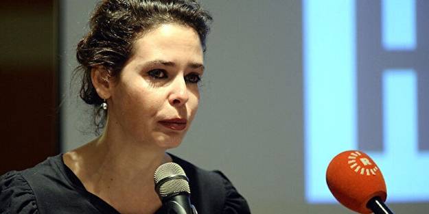 Türkiye’yi karalamak bu kadar kolay! New York Times’ı bırak Pelin Batu'ya bak