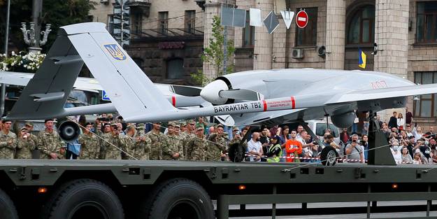 Türkiye'yi konuşuyorlar! Bayraktar TB2'ye övgü dolu sözler