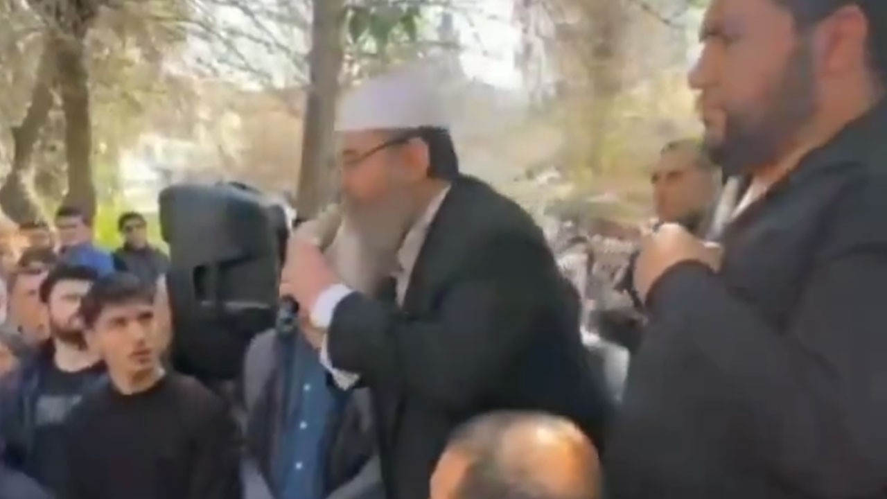 Türkiye'yi tehdit eden "şeyh" ile Esed'e mektup yazan CHP'li aynı karede!..