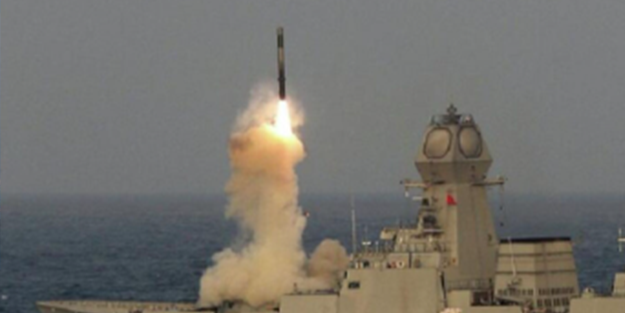 Türkiye'yi vurmak süpersonik füze alıyorlar! 300 km menzilli var