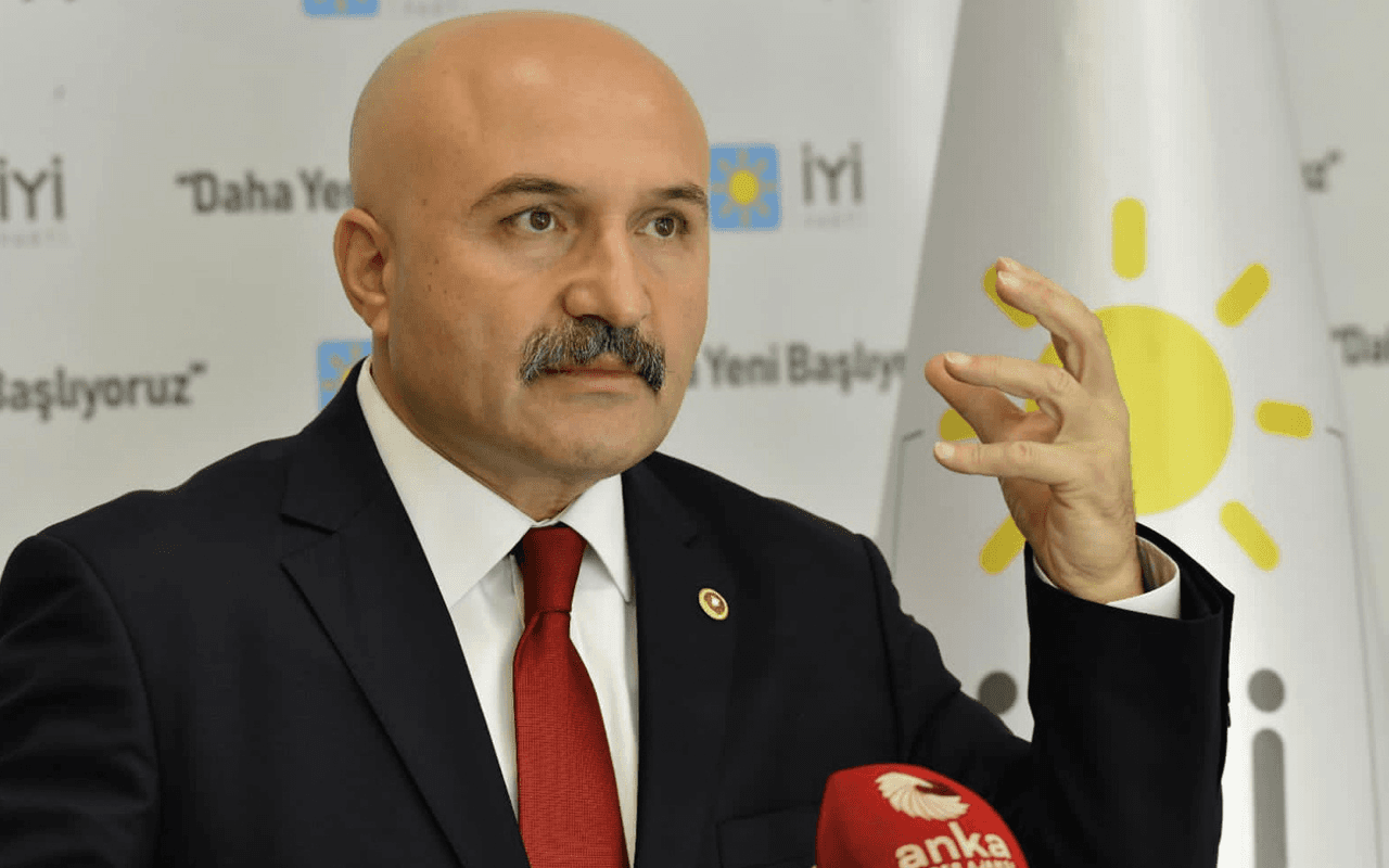 Türkkan küfürbazdı, bu da "hokkabaz" çıktı