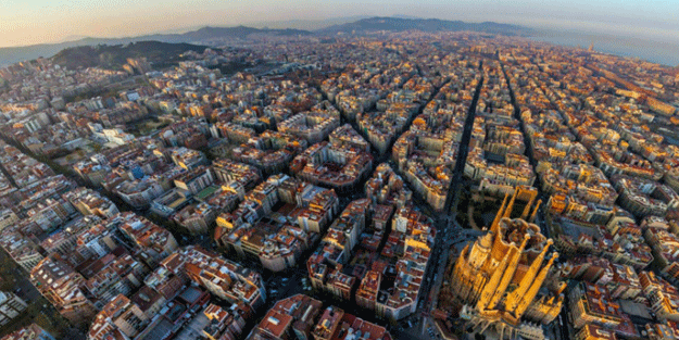 Türkler o ülkede binden fazla ev aldı!