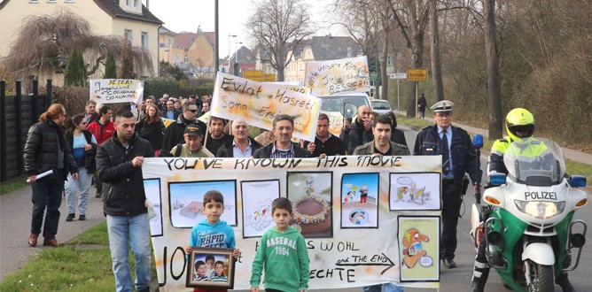 Türkler, Devran ve Büşra için yürüdü