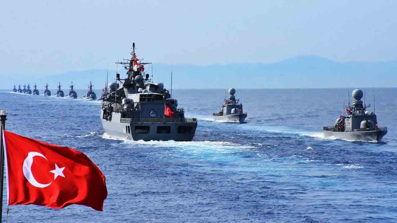 ‘Türkler Ege’nin yarısını aldı’ Yunanlıları çıldırtan harita