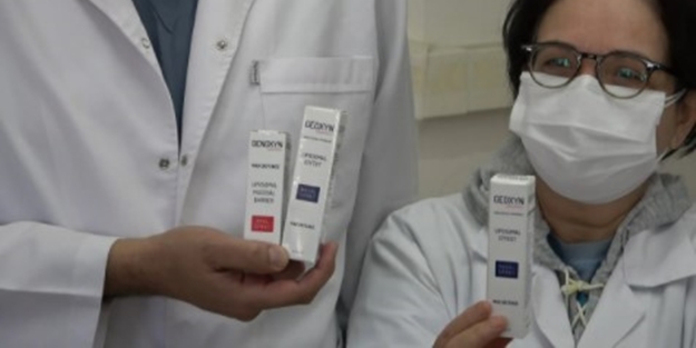 Türkler geliştirdi! Koronavirüsü 1 dakikada öldürüyor