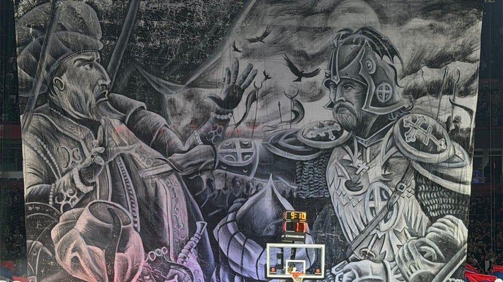 Türkler yapmaz da hani yapsa böyle mi olurdu? Partizan maçındaki skandal pankarta komik ceza