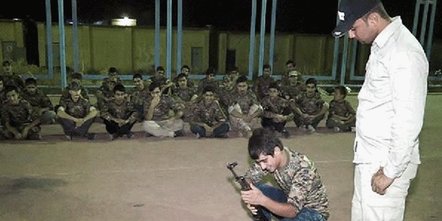 Türkmen öğrenciler IŞİD'le savaşmak için eğitiliyor