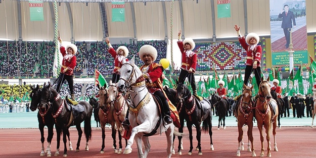 Türkmenistan bağımsızlık bayramına hazırlanıyor