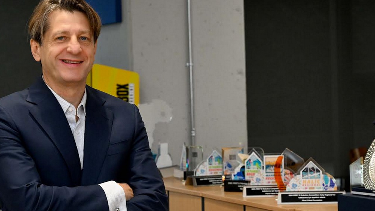 TurkNet, Karşıyaka Spor Kulübü’nün İnternet Altyapı Sponsoru Oldu