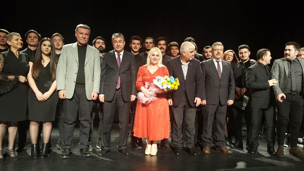 ‘Türküler Söylüyoruz’ konseri 