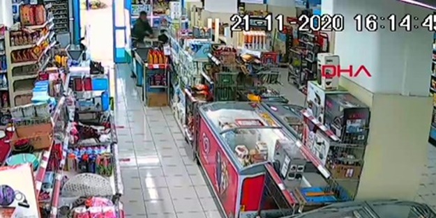 Turşu kavanozu ile soygunu engelledi! Soyguncu pişkince tebrik etti