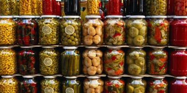 Turşu tüketirken dikkatli olunmalı