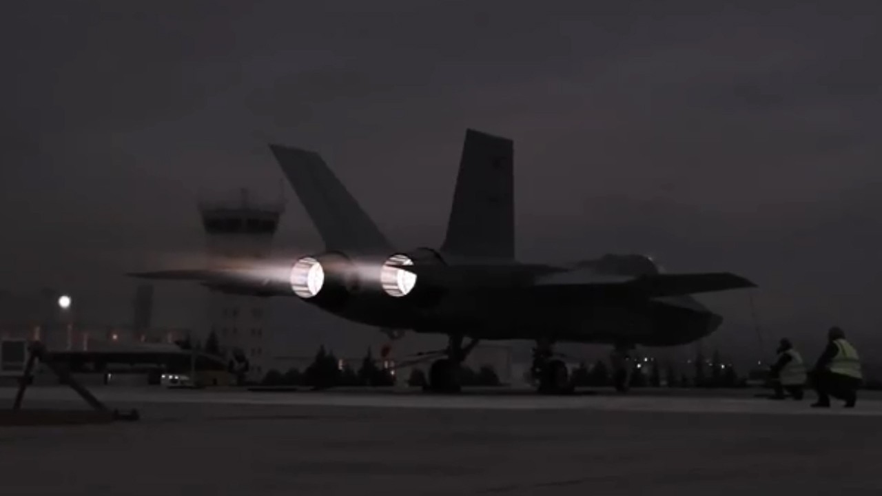 TUSAŞ'tan ilgi çeken KAAN paylaşımı! Bu video yüksek ses seviyesi içerebilir