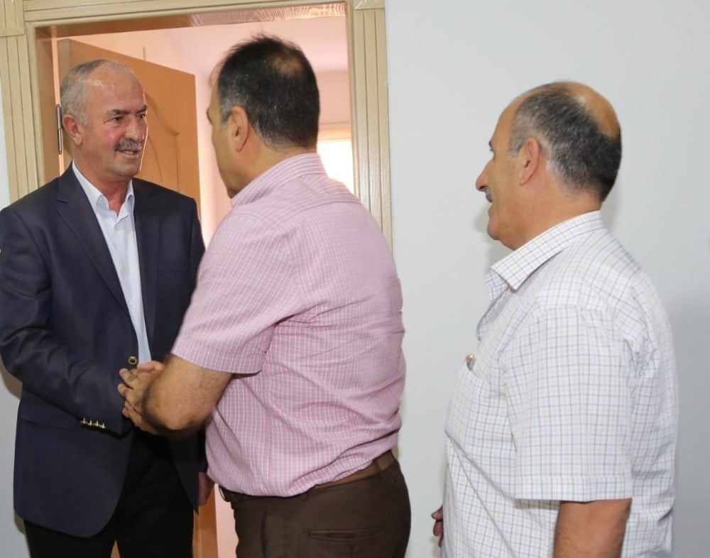 Tuşba Belediyesinden bayramlaşma programı 