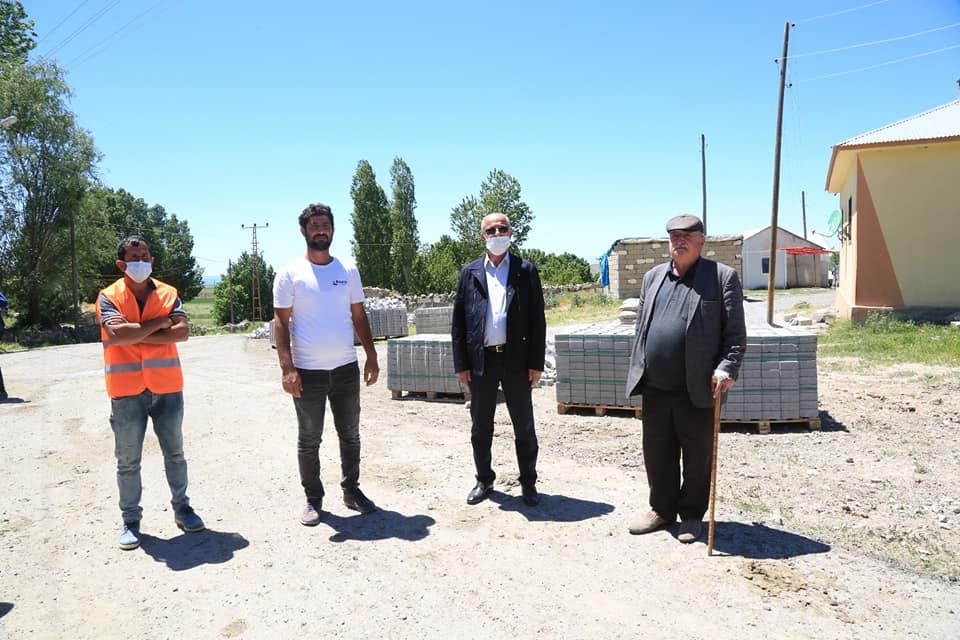 Tuşba’da mahalleler tek tek modern görünüme kavuşturuluyor 