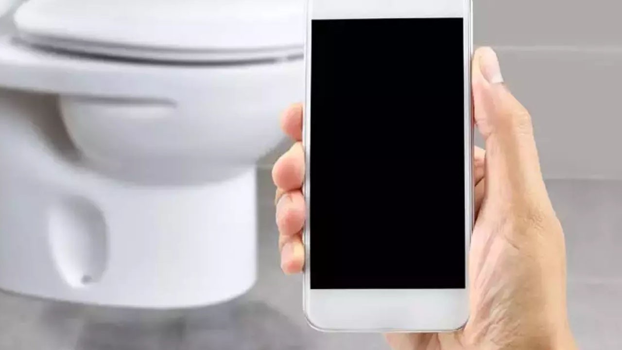 Kötü haber: Tuvalete telefon götürmeyin: Tespit edildi! Yeni bir uyarı: Dikkat çekildi