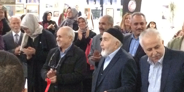 ´Tuvalin Sesi´ resim sergisi sanatseverlerle buluştu