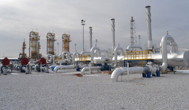 Tuz Gölü'nde dolum sürüyor