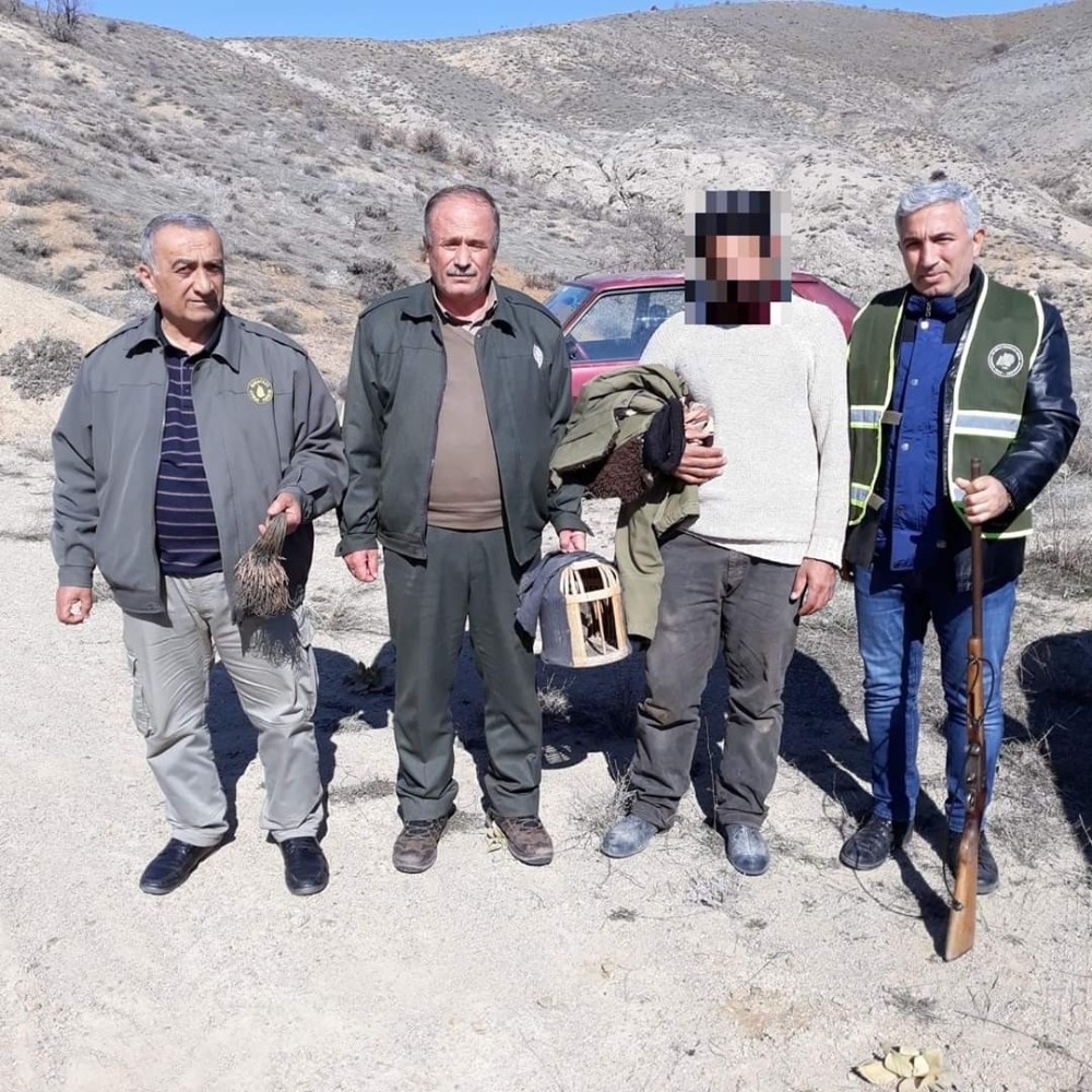 Tuzak ile kaçak keklik avlayan şahıs yakalandı 
