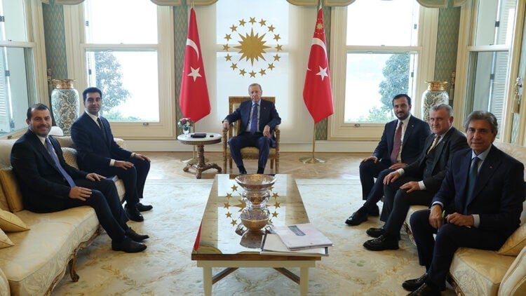 Cumhurbaşkanı Recep Tayyip Erdoğan, Tuzla Belediye Başkanı Eren Ali Bingöl'ü kabul etti