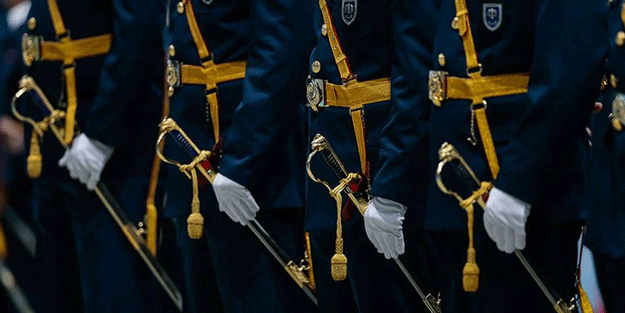 Tuzla Piyade Okulu'ndaki cuntacı teğmen böyle kıvırdı