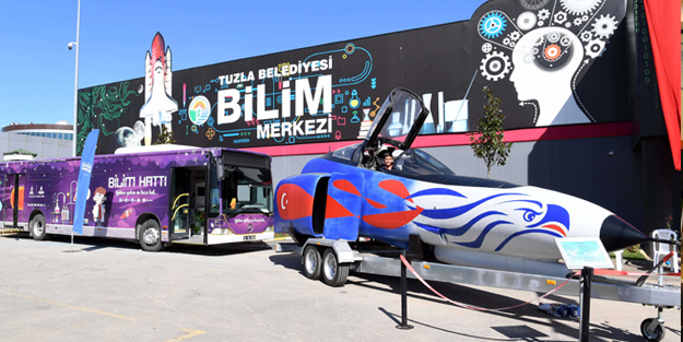 Tuzla’da Bilim Şenliği Başladı