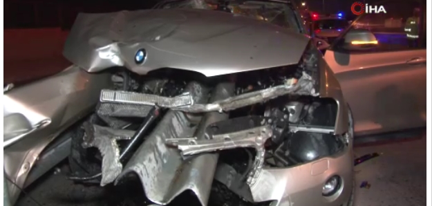 Tuzla'da kontrolden çıkan cip bariyerlere çarptı: 1 yaralı