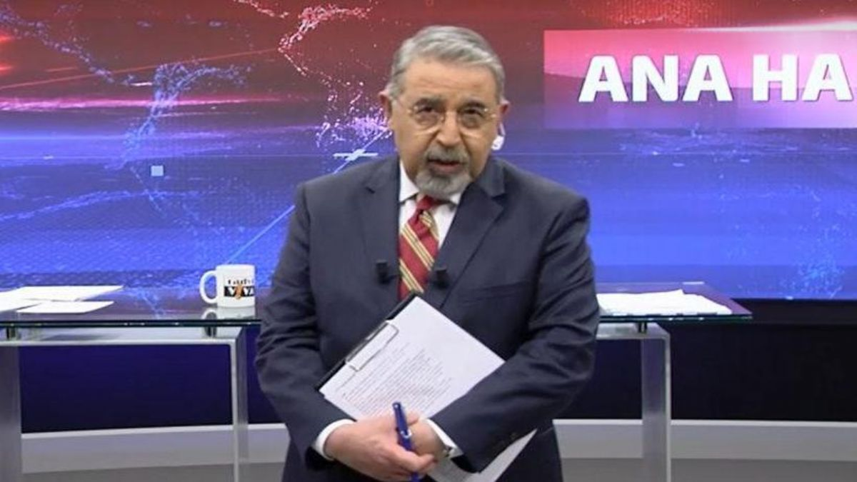TV 100 spikeri, canlı yayında 