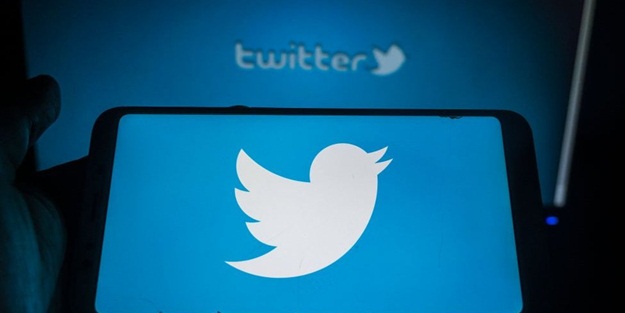 Twitter, bir ülke liderinin daha hesabını askıya aldı