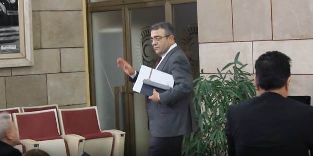 Twitter'dan destek verdi, sorulunca rahatsız oldu! CHP'li Tanrıkulu Öcalan sorusundan böyle kaçtı