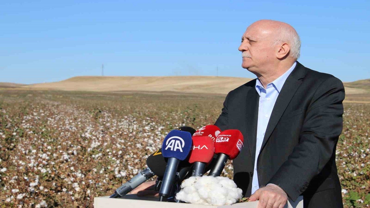 TZOB Başkanı Bayraktar: "Pamuğa gümrük vergisi koyamıyoruz"