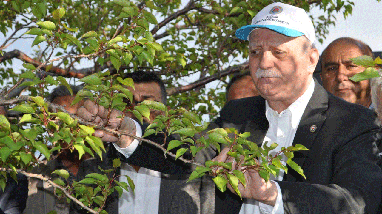 TZOB Başkanı: Gençleri tarımda tutamıyoruz, mülteciler olmasa işçi bile bulamayız