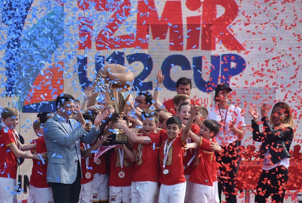 U12 İzmir Cup kapılarını açıyor 