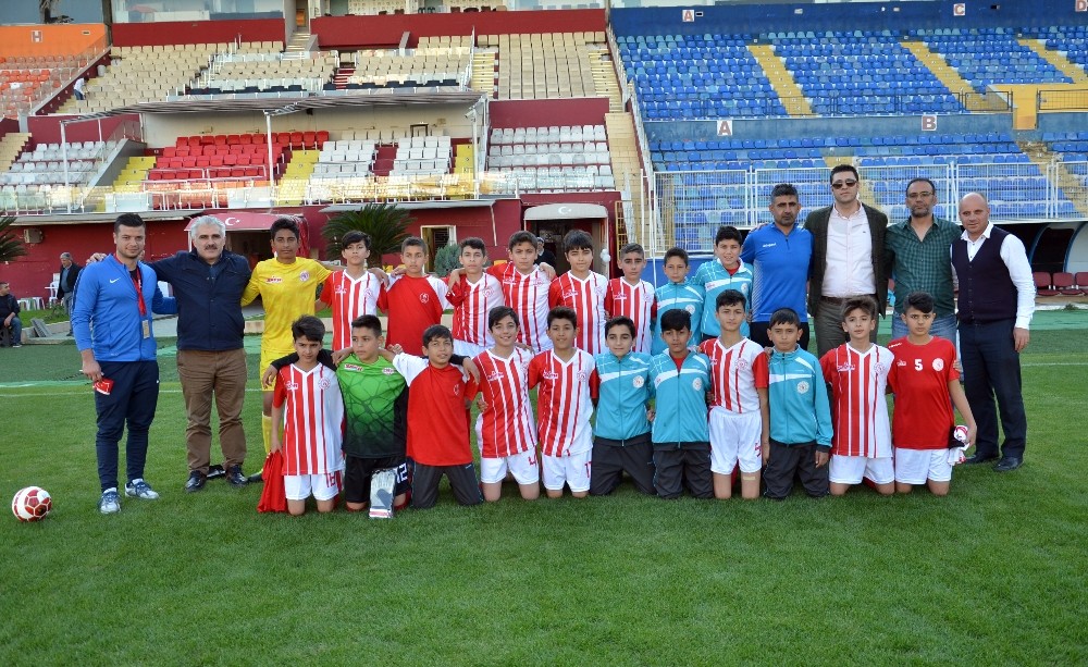 U13 Futbol Altyapı Gelişim Turnuvası 1. Kademe Adana’da sona erdi 