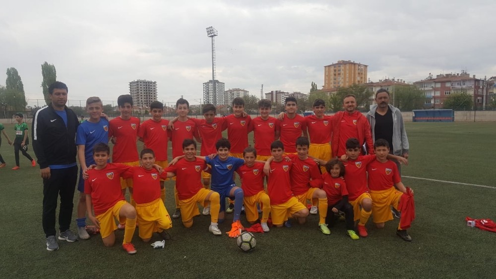 U13 Liginde final belli oldu 