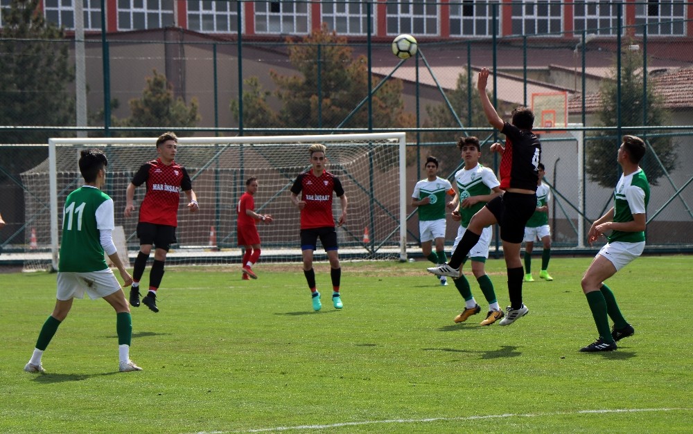 U17 Türkiye Şampiyonası grup maçları Nevşehir’de başladı 