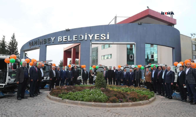 Üç çocuklu ailelere bebek bezi bedava