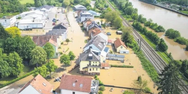 Üç eyalette sel baskını