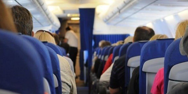 Uçağa binmeden 2 litre su için