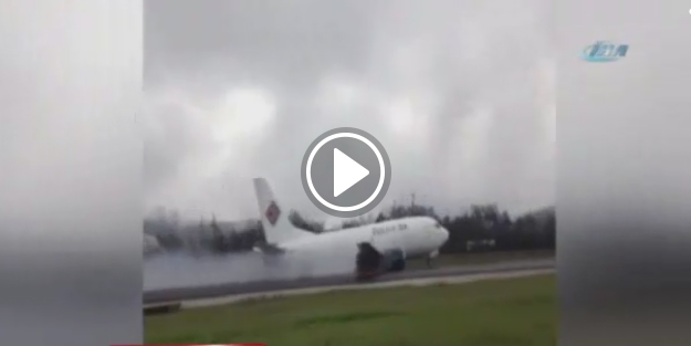 Uçak gövdesinin üzerine böyle iniş yaptı