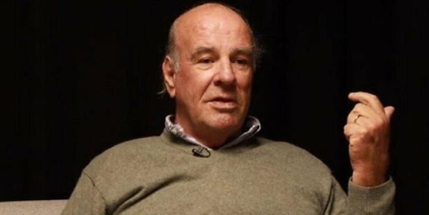 Uçak kazasından sağ kurtuldu! Hayatta kalabilmek için arkadaşlarını yedi