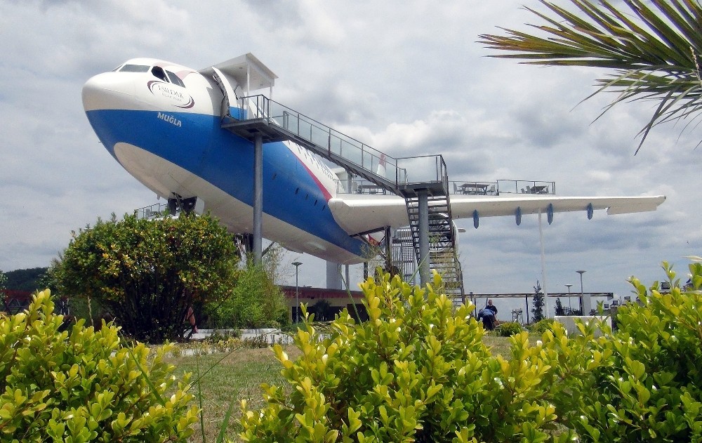 Uçak restoran sezona hazır 