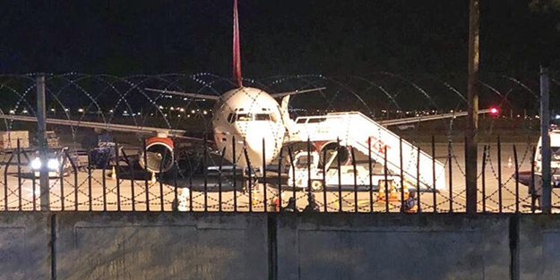 Uçakla Türkiye'ye kaçak gireceklerdi! Koronavirüs şüphesi yakalattı