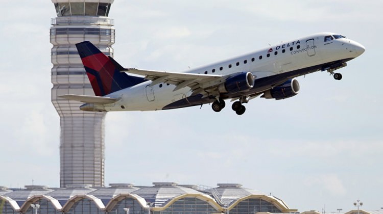 'Uçaklara ayakta yolcu alalım' teklifi