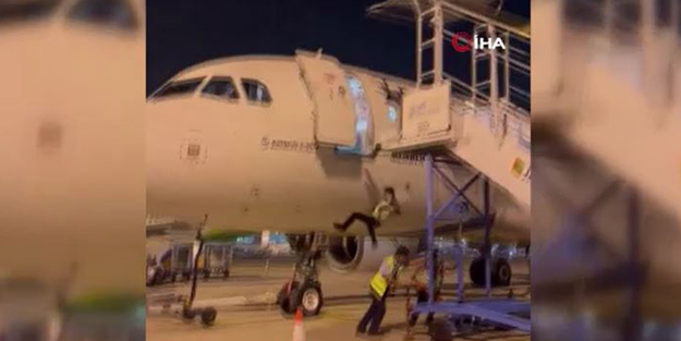 Uçaktan düştü metrelerce yüksekten yere çakıldı! Korku dolu anlar kamerada